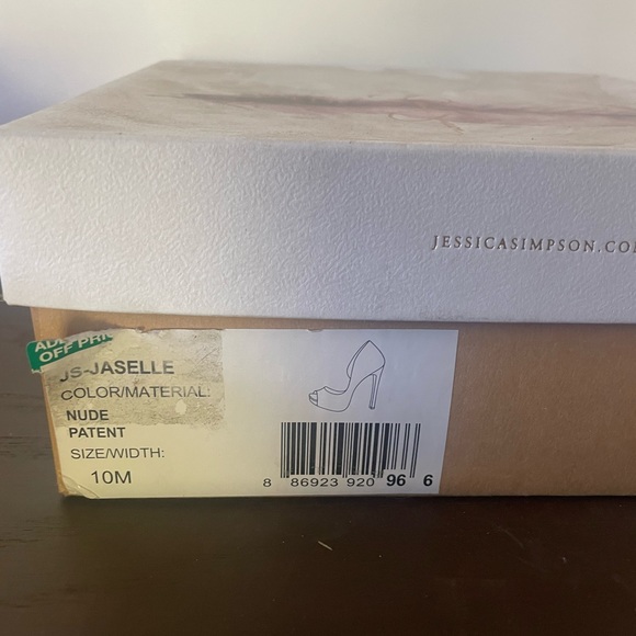 Jessica Simpson Heels - Picture 2 of 6